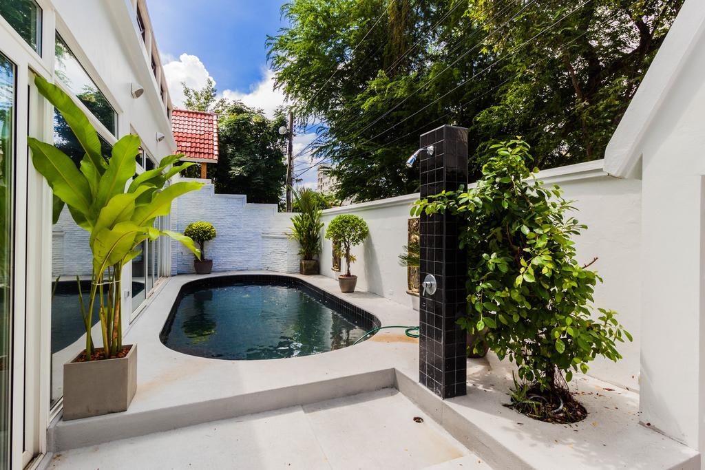 Jomtien Palace Pool Villa By Pattaya Sunny Rentals Ban Nong Tabaek Exterior foto
