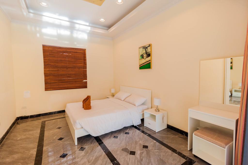 Jomtien Palace Pool Villa By Pattaya Sunny Rentals Ban Nong Tabaek Exterior foto
